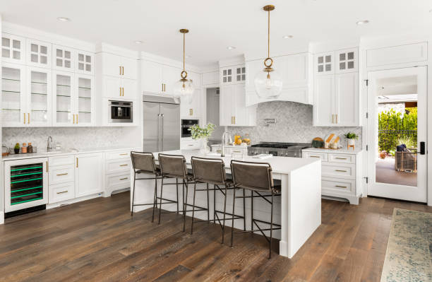 24/7 Emergency Kitchen Flooring experts in Palmetto, FL